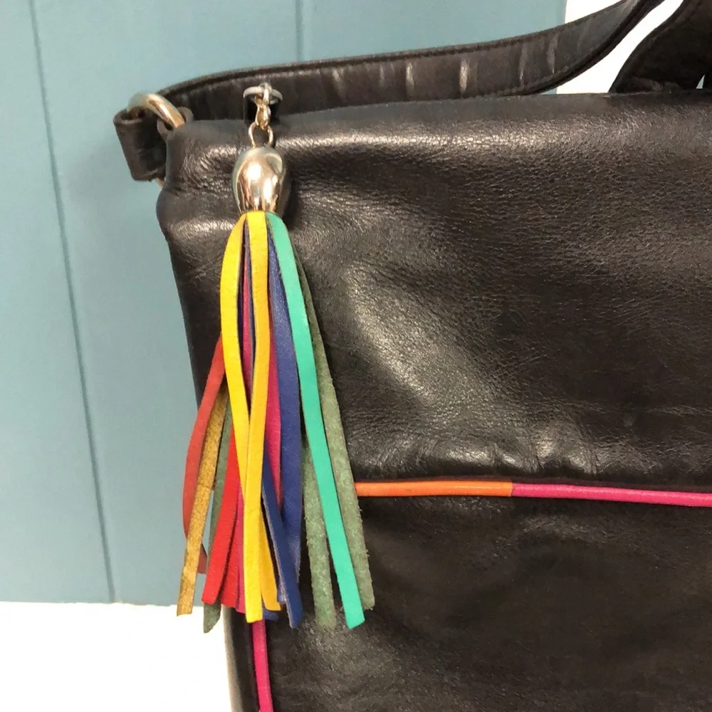 Vtg y2k 90’s rainbow color trim black leather‎ purse crossbody purse 11” x 9”